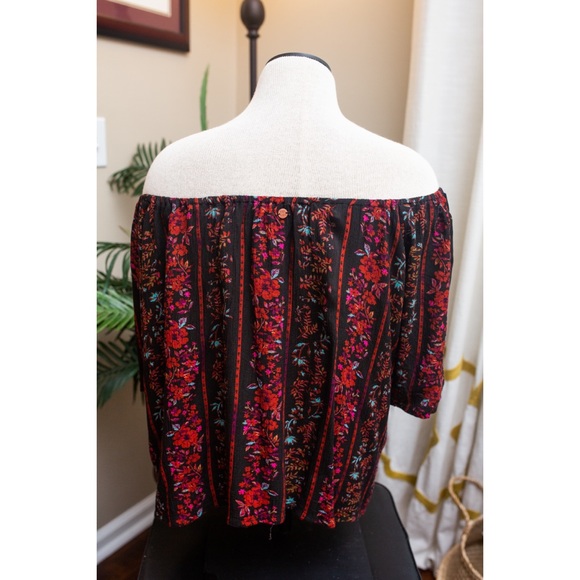 Volcom off-the shoulder top - Picture 2 of 3